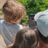 children love exploring with app