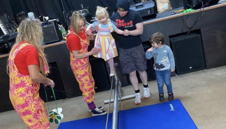 Circus Skills Workshop, Pop Recs