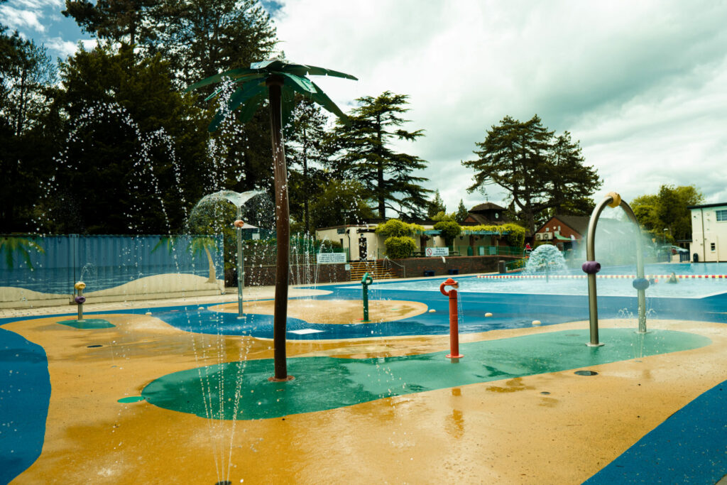 the-raring2go-list-of-top-waterparks-and-swim-fun-for-you-and-the