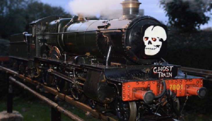 Basingstoke and District Model Engineering Society- Ghost Train Special!
