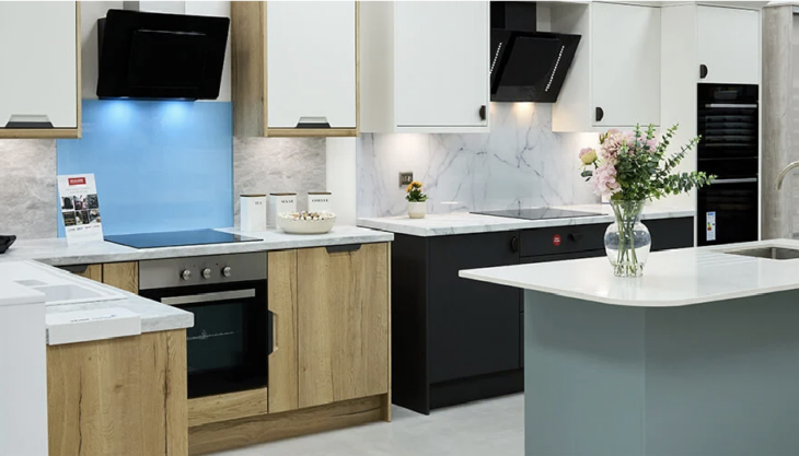 Dream Doors Image Showing A New Kitchen By Replacing The Doors And Worktops
